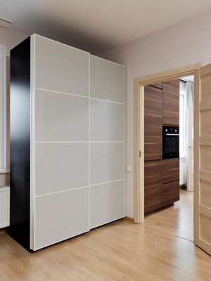 Продам однокомнатную (1-комн.) квартиру, 26-я В.О. линия, , 7, Санкт-Петербург г