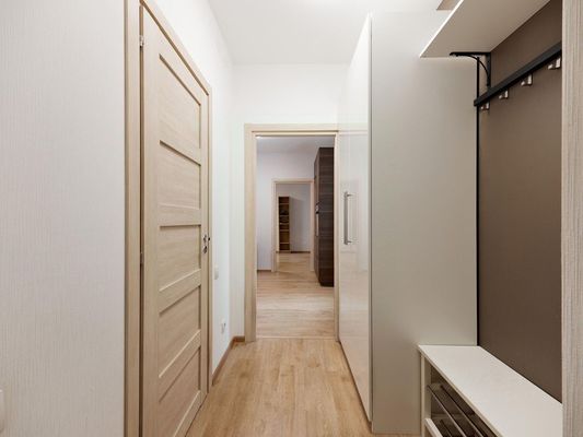 Продам однокомнатную (1-комн.) квартиру, 26-я В.О. линия, , 7, Санкт-Петербург г