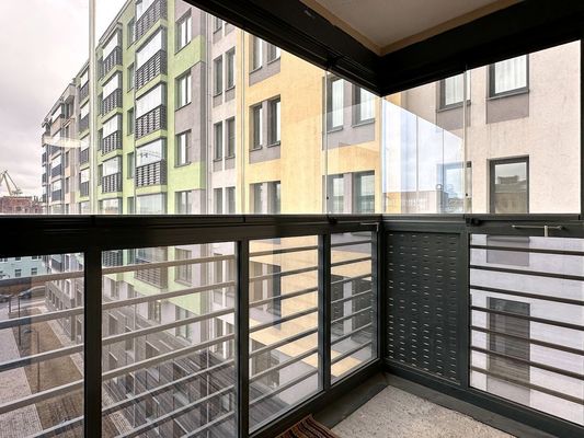 Продам однокомнатную (1-комн.) квартиру, 26-я В.О. линия, , 7, Санкт-Петербург г