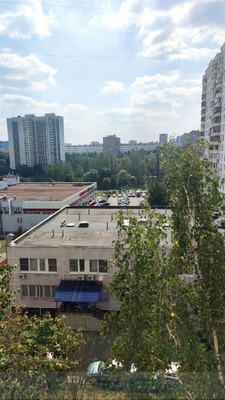 Продам трехкомнатную (3-комн.) квартиру, Чертановская ул, 43к2, Москва г