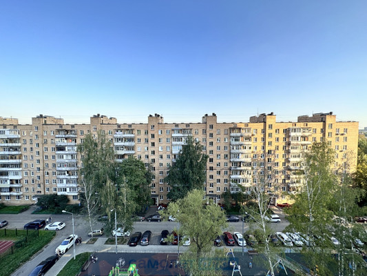 Продам двухкомнатную (2-комн.) квартиру, Вокзальная ул, 31к8, Одинцово г