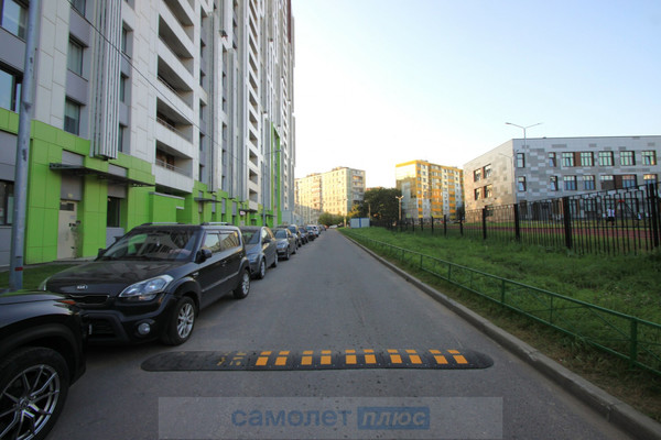 Продам двухкомнатную (2-комн.) квартиру, Вокзальная ул, 31к8, Одинцово г