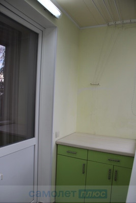 Продам трехкомнатную (3-комн.) квартиру, Генерала Ремезова б-р, 6, Голицыно г