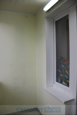 Продам трехкомнатную (3-комн.) квартиру, Генерала Ремезова б-р, 6, Голицыно г
