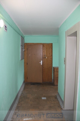 Продам трехкомнатную (3-комн.) квартиру, Генерала Ремезова б-р, 6, Голицыно г
