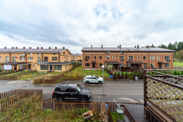 Продам трехкомнатную (3-комн.) квартиру, Экодолье ул, 23Б1, Шолохово д