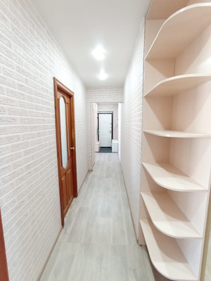 Продам трехкомнатную (3-комн.) квартиру, Д мкр, 39, Новомичуринск г