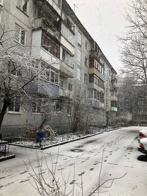 Продам двухкомнатную (2-комн.) квартиру, Парковая ул, 4к3, Великий Новгород г