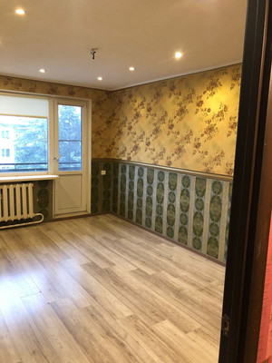 Продам двухкомнатную (2-комн.) квартиру, Парковая ул, 4к3, Великий Новгород г