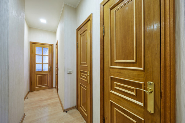 Продам трехкомнатную (3-комн.) квартиру, Доватора ул, 19, Челябинск г