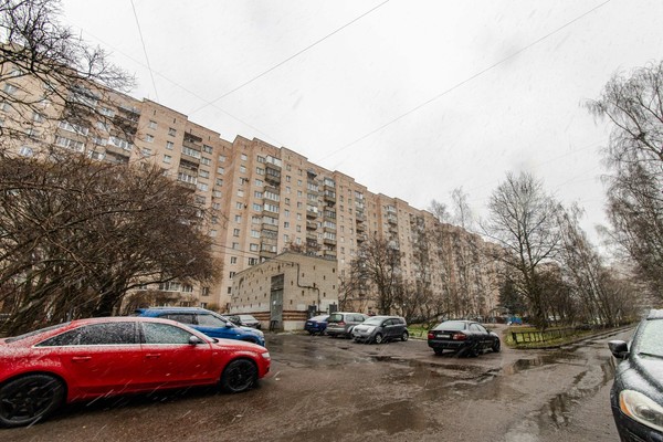 Продам двухкомнатную (2-комн.) квартиру, Просвещения пр-кт, дом 35, Санкт-Петербург г