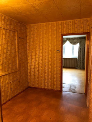 Продам двухкомнатную (2-комн.) квартиру, Попова ул, 14/32, Великий Новгород г