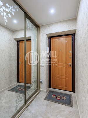 Продам трехкомнатную (3-комн.) квартиру, Артековская ул, 9к1, Москва г