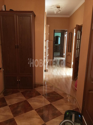 Продам трехкомнатную (3-комн.) квартиру, Кладковая ул, 1, Каневская ст-ца