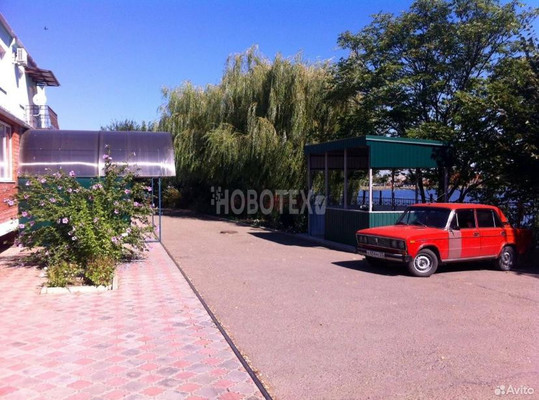Продам трехкомнатную (3-комн.) квартиру, Кладковая ул, 1, Каневская ст-ца