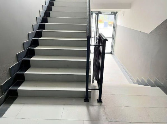 Продам однокомнатную (1-комн.) квартиру, Поселковая ул, 22, Калининград г