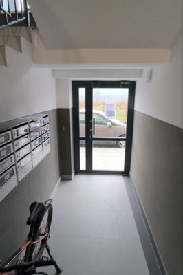 Продам однокомнатную (1-комн.) квартиру, Поселковая ул, 22, Калининград г