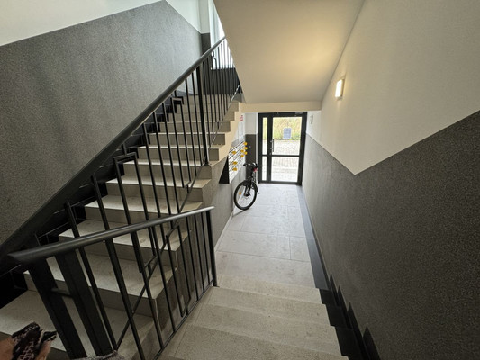 Продам однокомнатную (1-комн.) квартиру, Поселковая ул, 22, Калининград г