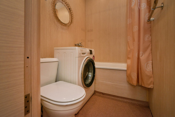 Продам однокомнатную (1-комн.) квартиру, Серафимовича ул, 8, Иркутск г