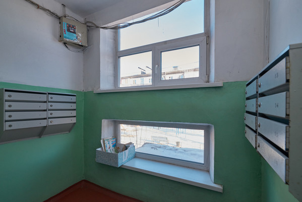 Продам однокомнатную (1-комн.) квартиру, Серафимовича ул, 8, Иркутск г