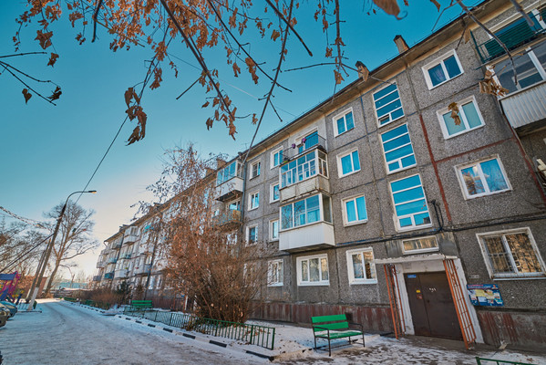 Продам однокомнатную (1-комн.) квартиру, Серафимовича ул, 8, Иркутск г