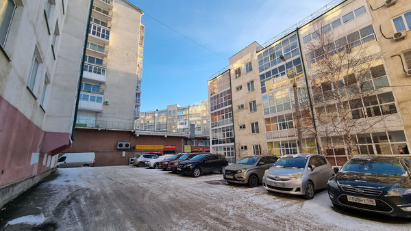 Продам торговое помещение 539 м2, Бородина ул, 2, Иркутск г