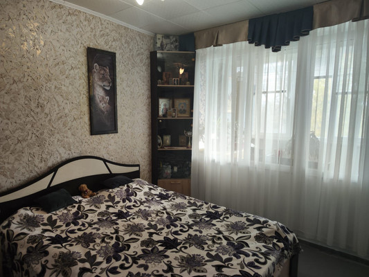 Продам двухкомнатную (2-комн.) квартиру, Севастопольская ул, 4, Новофедоровка пгт