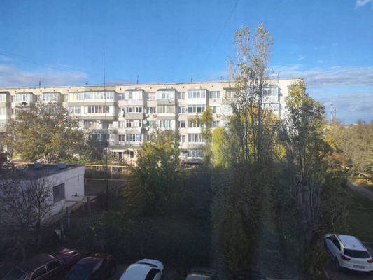 Продам двухкомнатную (2-комн.) квартиру, Севастопольская ул, 4, Новофедоровка пгт