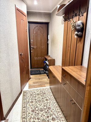 Продам трехкомнатную (3-комн.) квартиру, Генерала Перхоровича ул, 11, Воронеж г