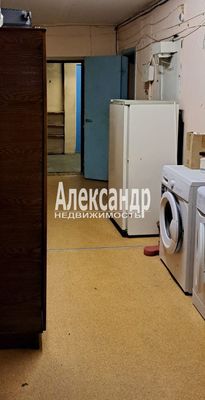 Продам комнату в 6-комн. квартире, Ударников пр-кт, 17к1, Санкт-Петербург г