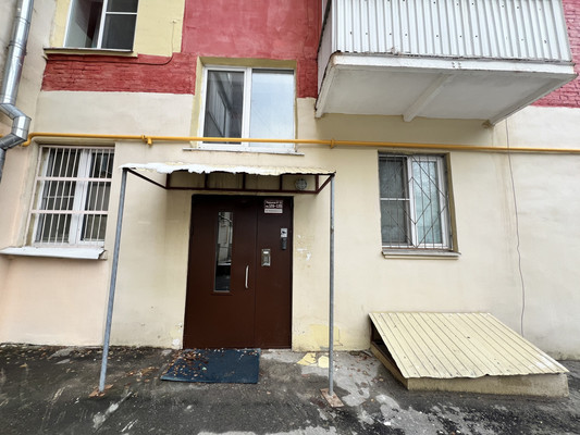 Продам комнату в 4-комн. квартире, Колодезный пер, 2к2, Москва г