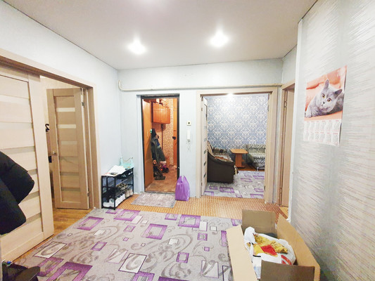 Продам многокомнатную квартиру, Мира ул, 18, Красное с