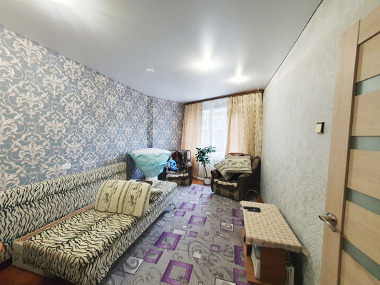 Продам многокомнатную квартиру, Мира ул, 18, Красное с