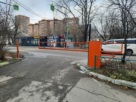 Продам трехкомнатную (3-комн.) квартиру, Колхозная ул, 1/6, Услонь д