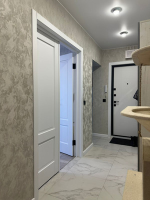 Продам трехкомнатную (3-комн.) квартиру, Александра Корсунова пр-кт, 40к4, Великий Новгород г