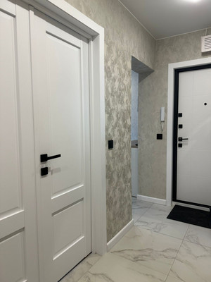 Продам трехкомнатную (3-комн.) квартиру, Александра Корсунова пр-кт, 40к4, Великий Новгород г
