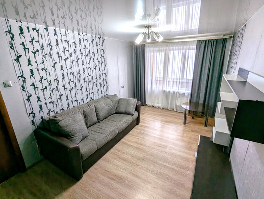 Продам двухкомнатную (2-комн.) квартиру, Школьная ул, 35, Быково п