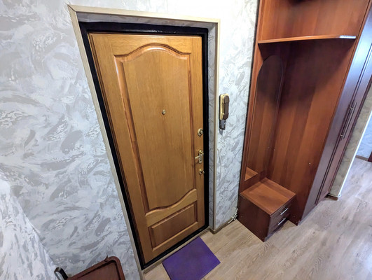 Продам двухкомнатную (2-комн.) квартиру, Школьная ул, 35, Быково п