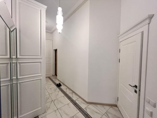 Продам трехкомнатную (3-комн.) квартиру, Щорса ул, 47, Ялта г