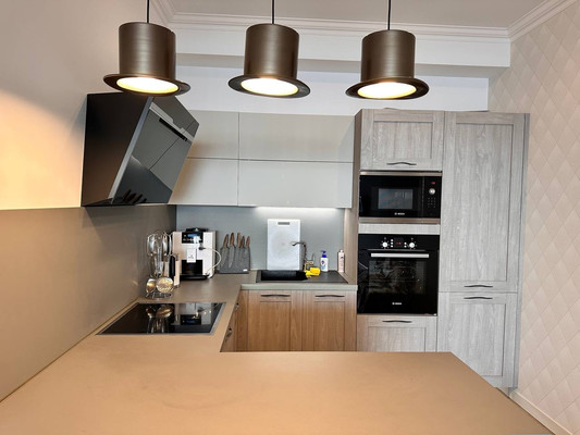 Продам двухкомнатную (2-комн.) квартиру, Свердлова ул, 48ак6, Ялта г