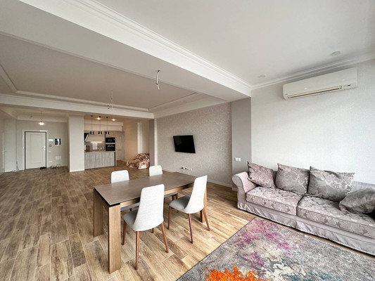 Продам двухкомнатную (2-комн.) квартиру, Свердлова ул, 48ак6, Ялта г