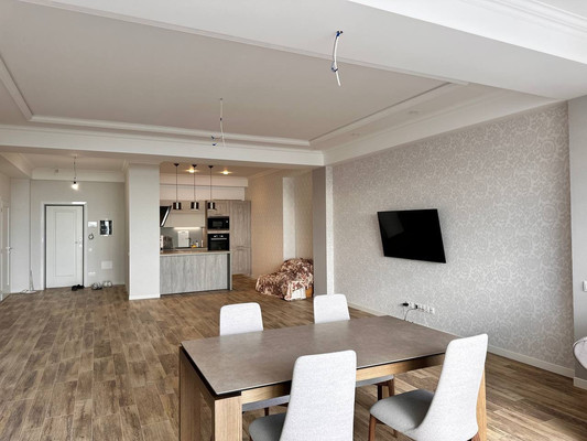 Продам двухкомнатную (2-комн.) квартиру, Свердлова ул, 48ак6, Ялта г