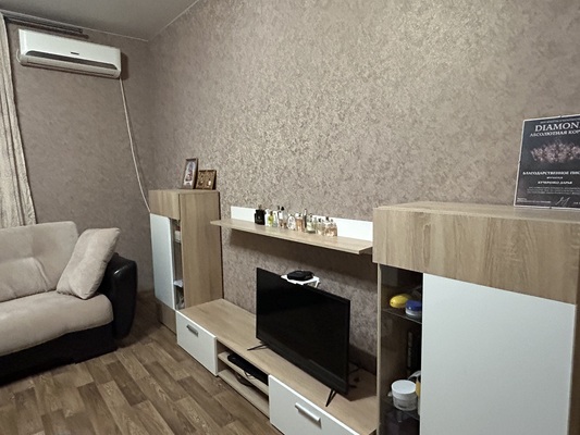 Продам однокомнатную (1-комн.) квартиру, Татарская ул, 93, Рязань г