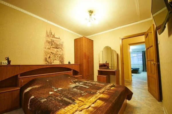 Сдам двухкомнатную (2-комн.) квартиру, Парковая ул, 13а, Нахабино рп