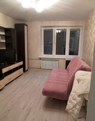 Сдам двухкомнатную (2-комн.) квартиру, Солнечная ул, 5, Новодвинск г