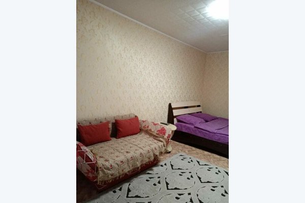 Сдам двухкомнатную (2-комн.) квартиру, Заводская ул, 39а, Калачинск г