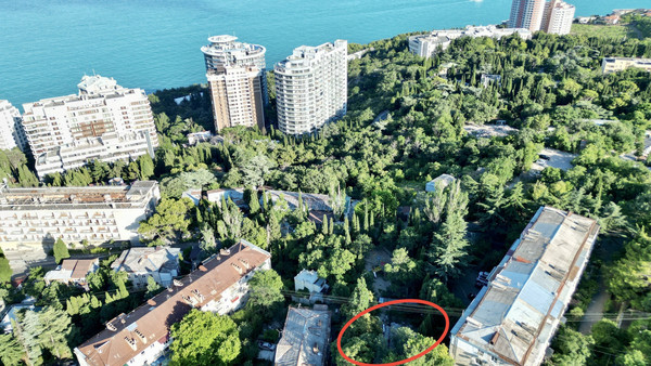 Продам участок 4 соток, Сеченова ул, 13, Ялта г, 0 км от города