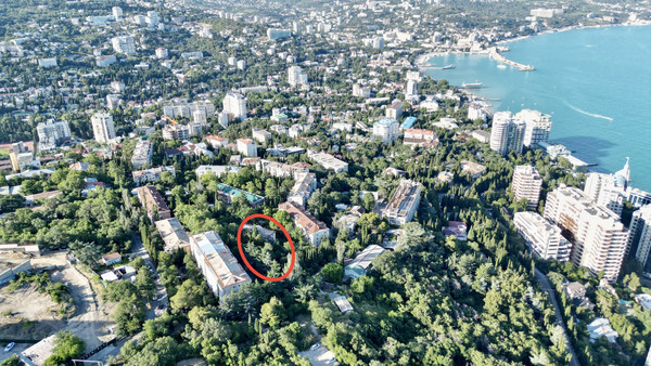 Продам участок 4 соток, Сеченова ул, 13, Ялта г, 0 км от города