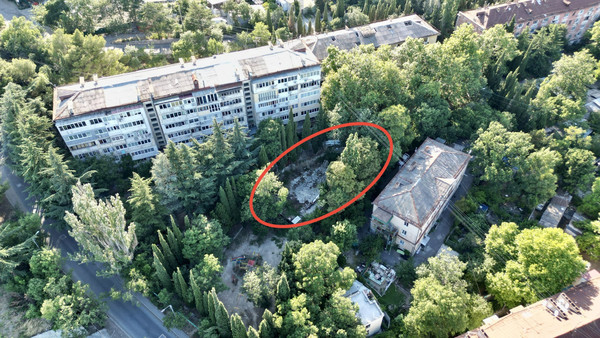 Продам участок 4 соток, Сеченова ул, 13, Ялта г, 0 км от города