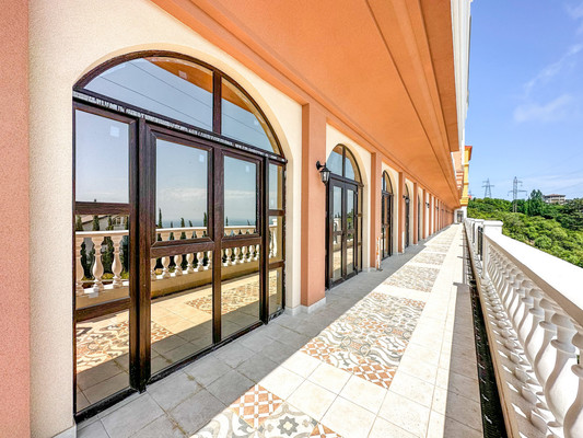 Продам трехкомнатную (3-комн.) квартиру, Наташинская ул, 2ж, Восход пгт